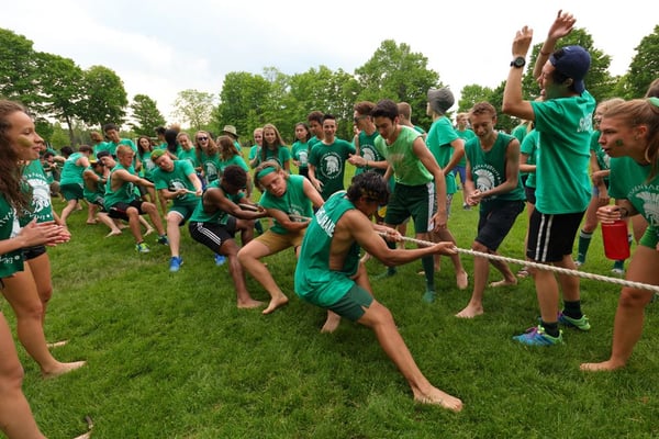 Students Develop Teamwork Skills During their Studies at Independent High School